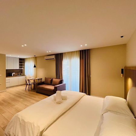 Апартаменти Tirana Center Hideaway Екстер'єр фото