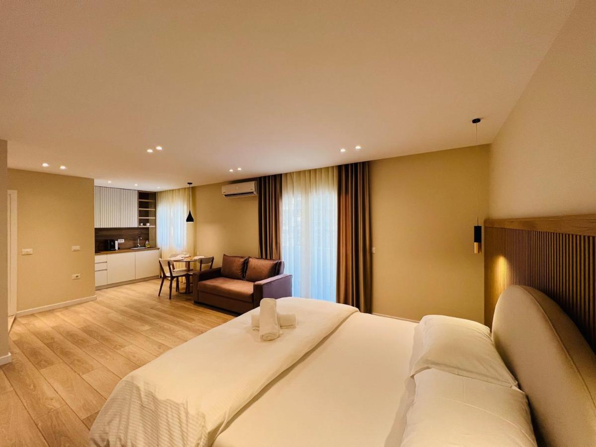 Апартаменти Tirana Center Hideaway Екстер'єр фото