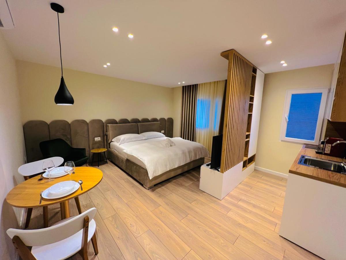 Апартаменти Tirana Center Hideaway Екстер'єр фото